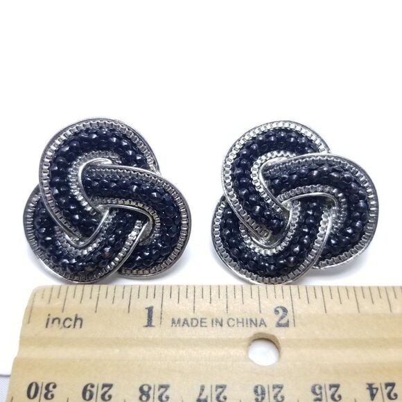 Vintage Black and Silver Tone Knot Design Clip On Earrings,  Retro Estate - Picture 4 of 6